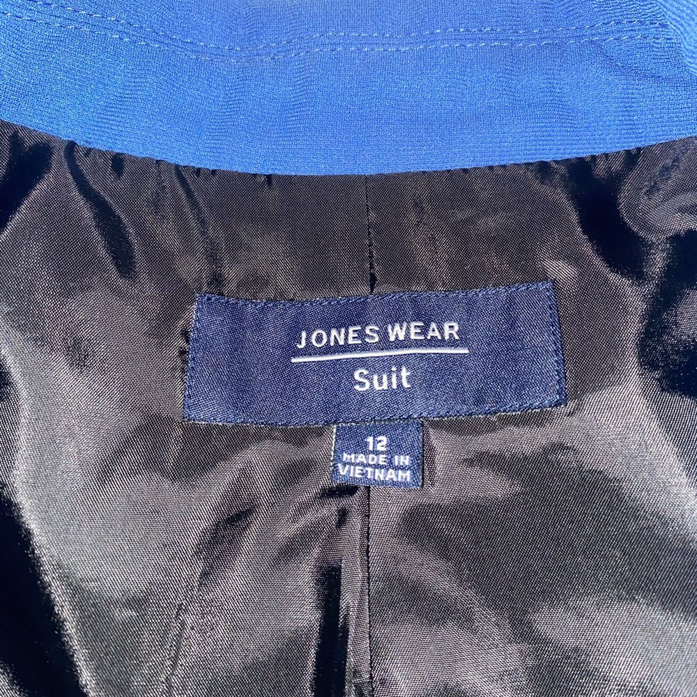 Blue Jacket 💙 - Picture 4 of 4